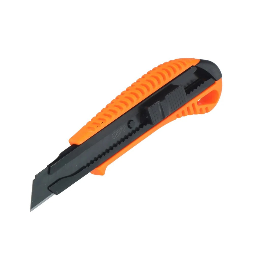 Cutter cu lamela neagra de 18mm 10bucati / set